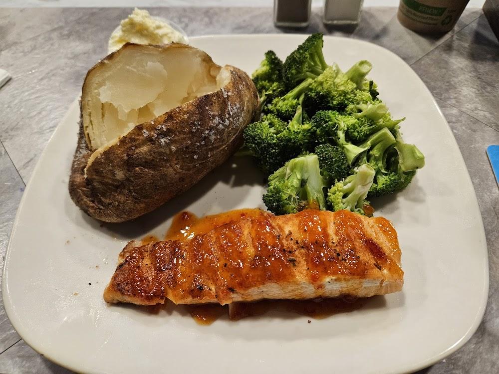 Madera Clubhouse Restaurant Menu image 7